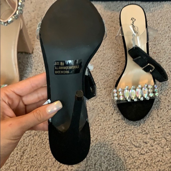 Brand new heels - Picture 3 of 4